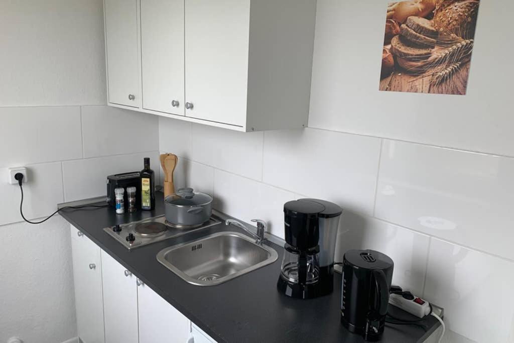1 Zi-whg, Netflix, Wifi, Kueche, 15min Zum Zentrum